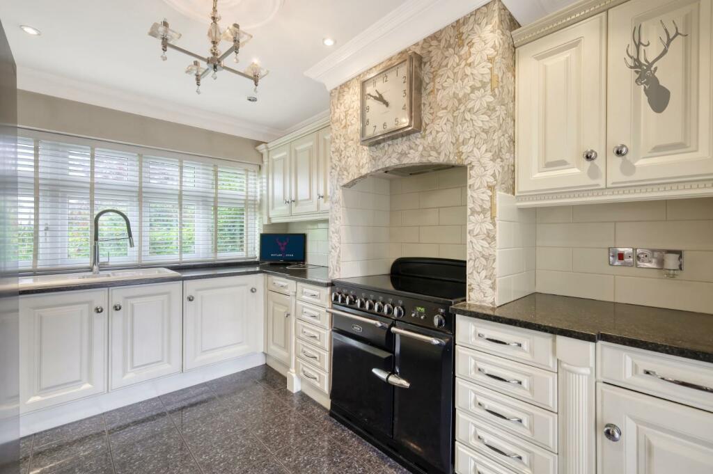 Additional image 7 of Mount End, Theydon Mount, Epping