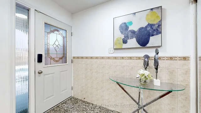 Additional image 4 of 16 Chad Cres