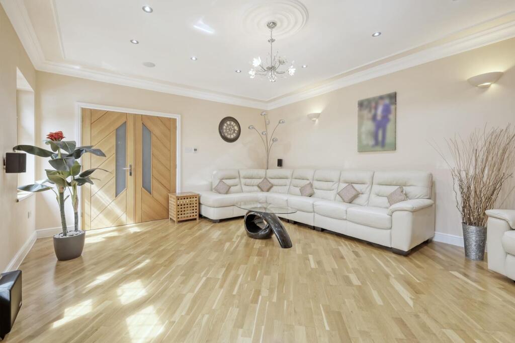 Additional image 28 of Ingrave Road, Brentwood