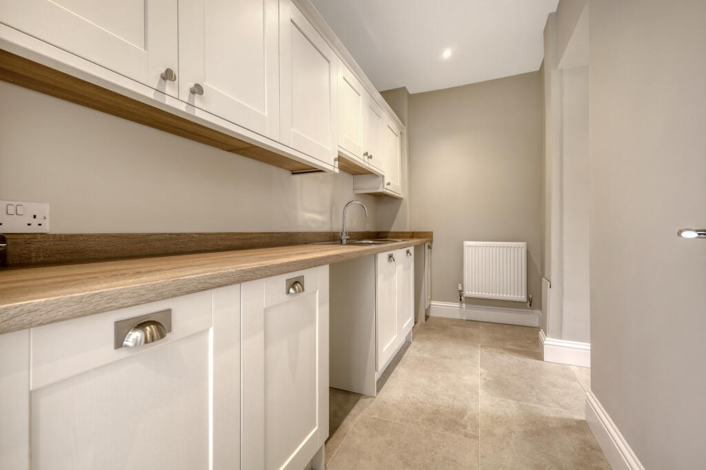 Additional image 5 of West Mersea, CO5