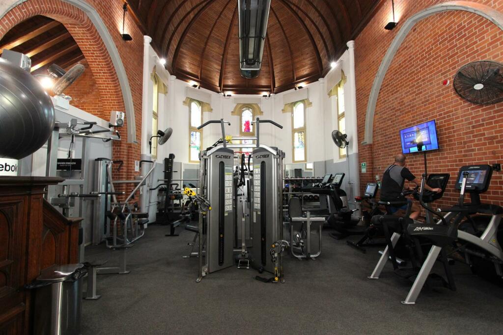 Additional image 16 of Upper Lodge Way, Coulsdon