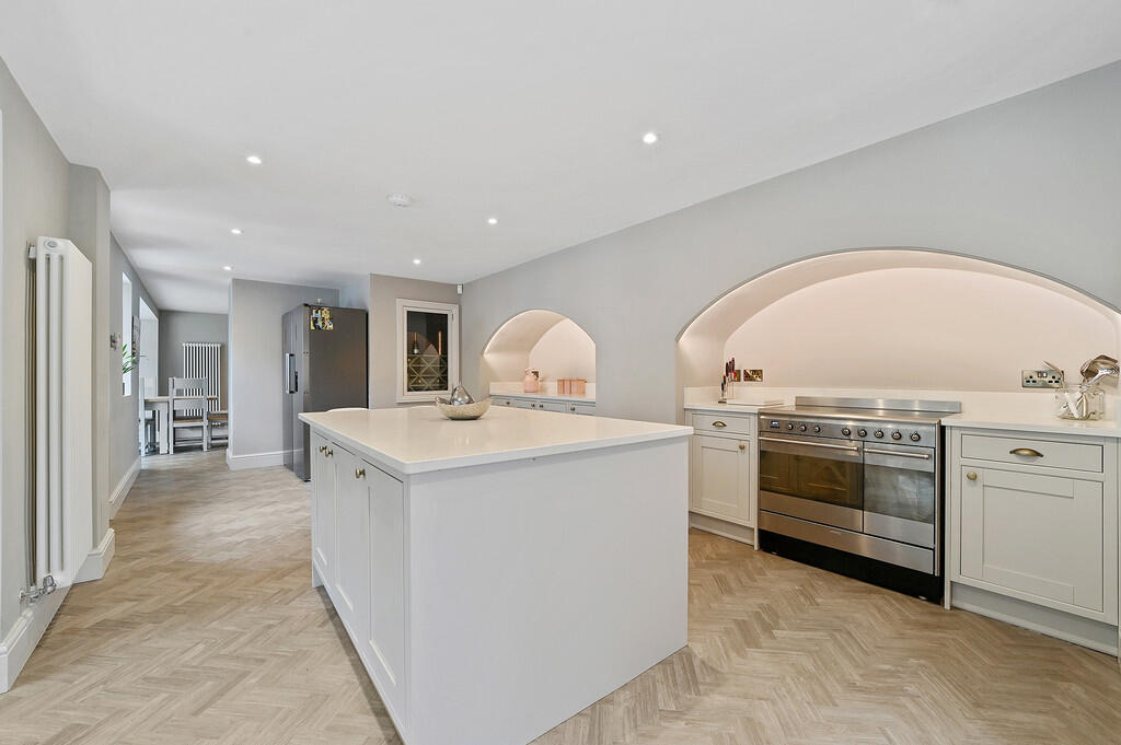 Additional image 4 of Lexden Road, Lexden, Colchester