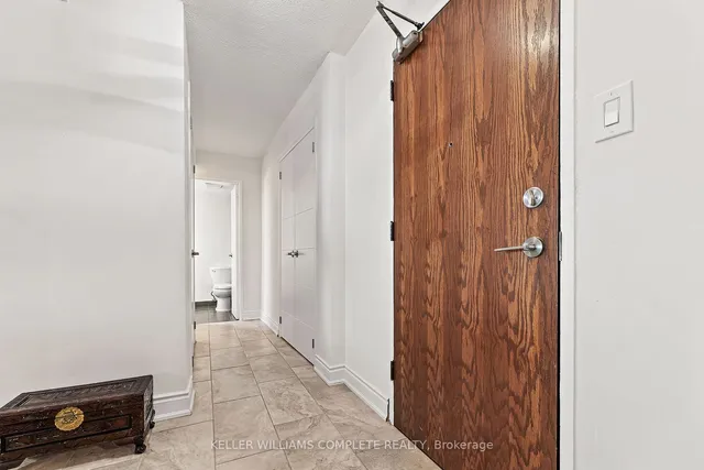 Additional image 6 of 714 The West Mall Unit 1004