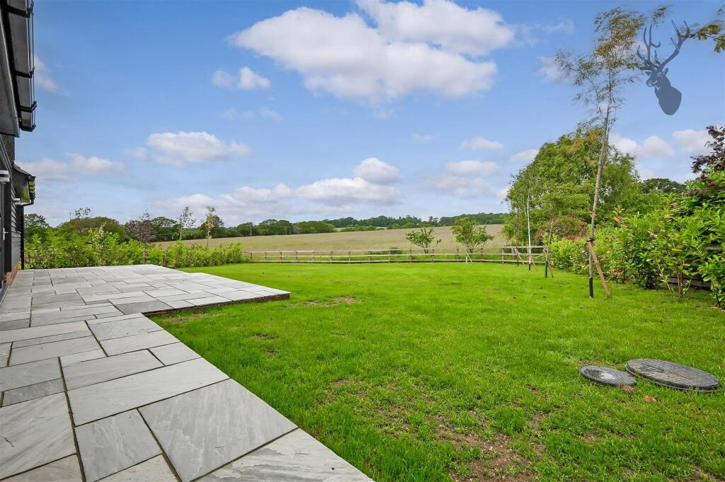 Additional image 35 of Lessington Barn, Theydon Mount