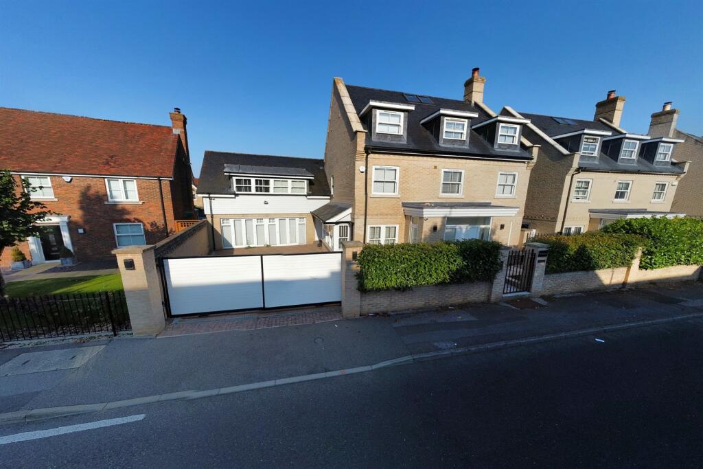 Additional image 28 of Queenborough Lane, Braintree, CM77