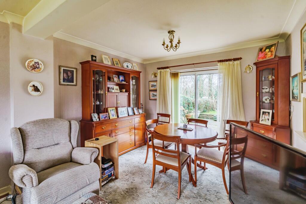 Additional image 17 of Mount Avenue, Caterham, CR3