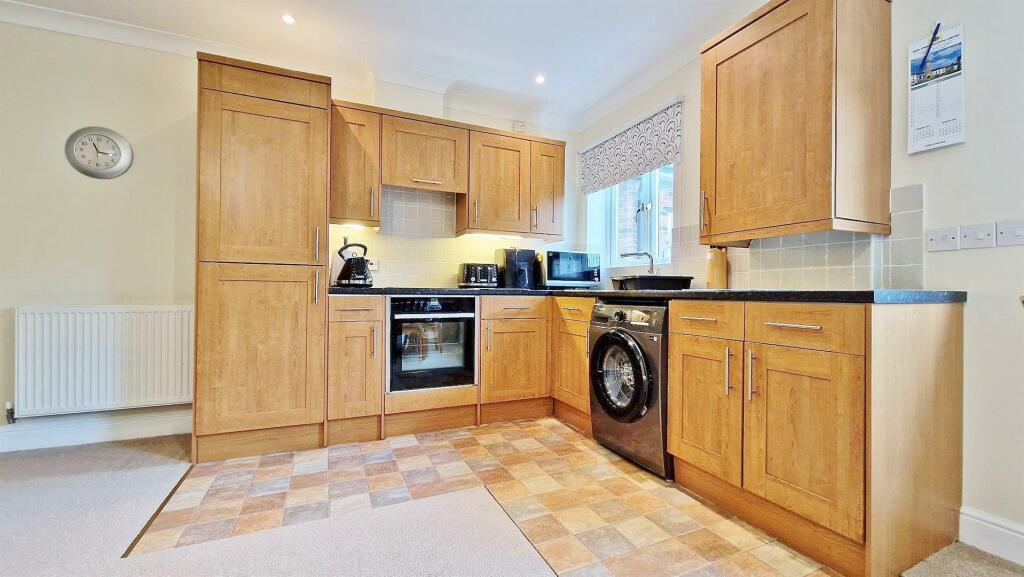 Additional image 10 of Earlswood Lodge, Walton-on-the-Naze