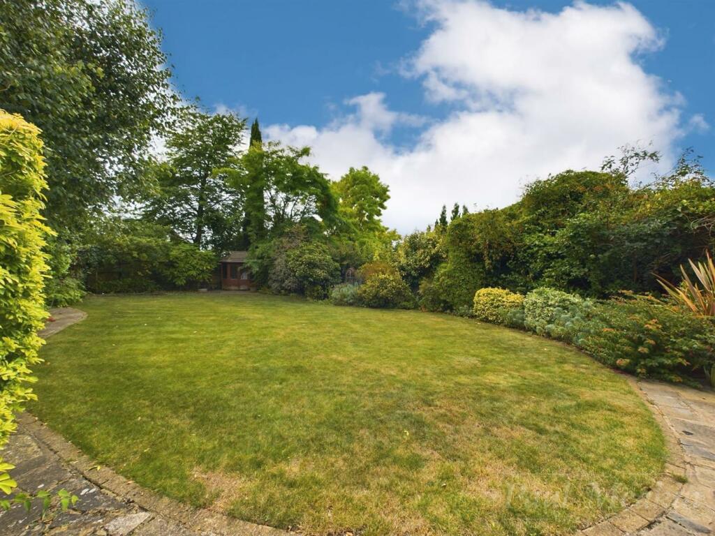 Additional image 13 of Hurst Way, South Croydon