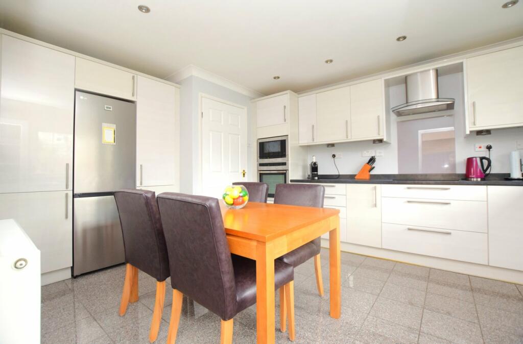 Additional image 9 of Smythe Road, Billericay, CM11