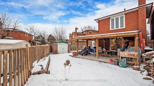 Additional image 38 of 94 Flamingo Cres