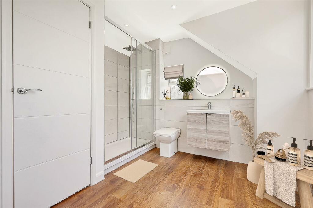 Additional image 6 of Hook End, Brentwood, CM15