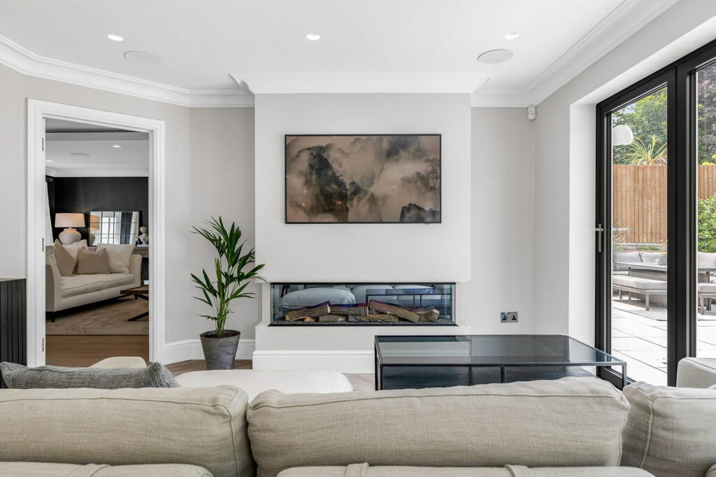 Additional image 25 of Longaford Way, Hutton Mount, Brentwood, CM13 2LT