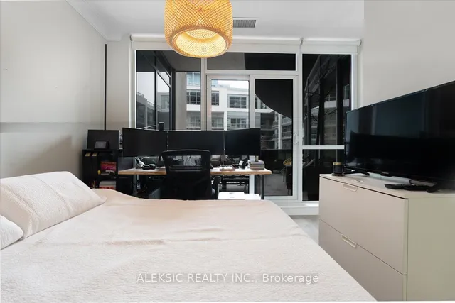 Additional image 10 of 80 Marine Parade Dr Unit 235