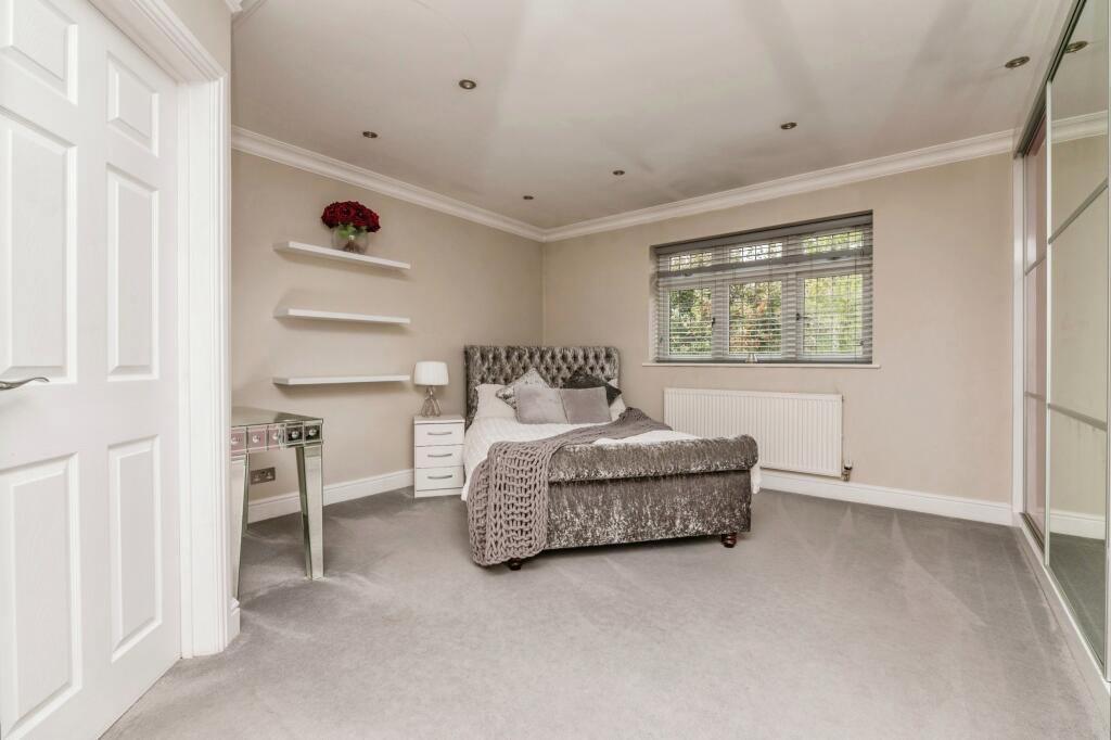 Additional image 23 of Mountnessing Road, Billericay, CM12