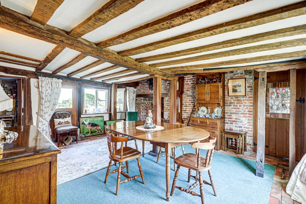 Additional image 16 of Doddinghurst Road, Pilgrims Hatch, CM15