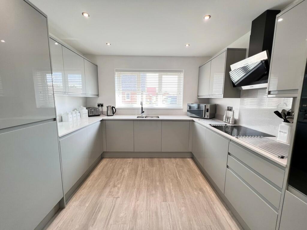 Additional image 10 of Farm Close, KIRBY CROSS, Frinton on Sea, CO13