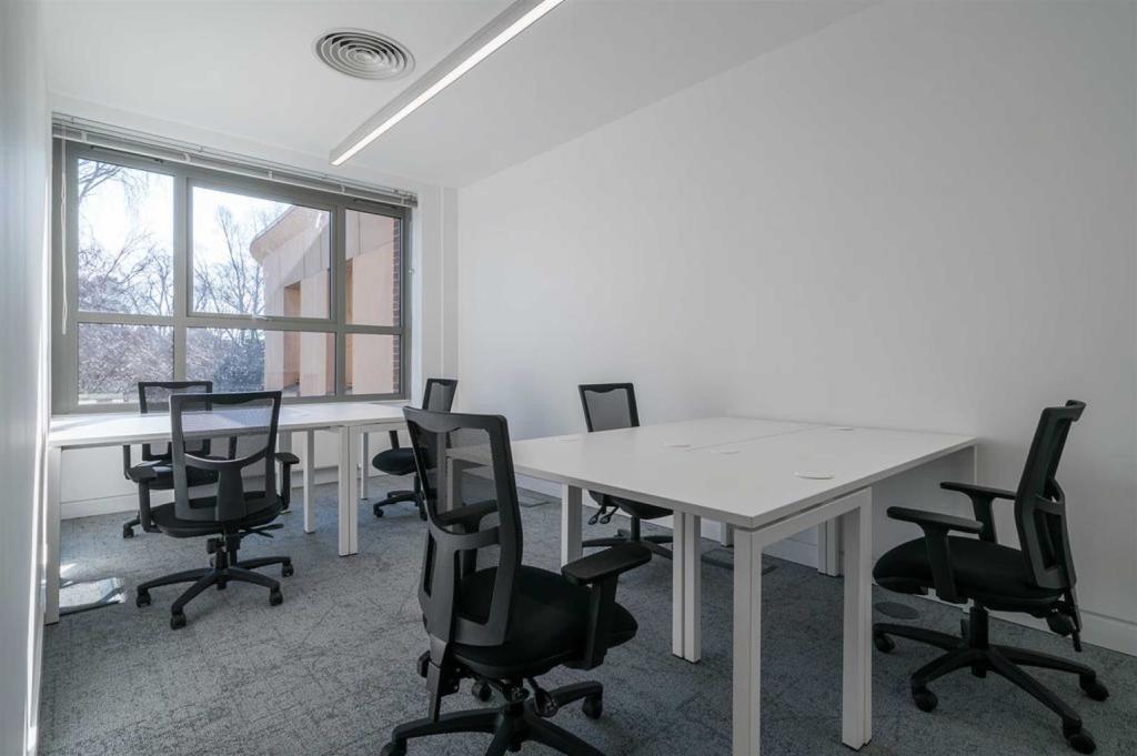 Additional image 4 of High Street, Epping