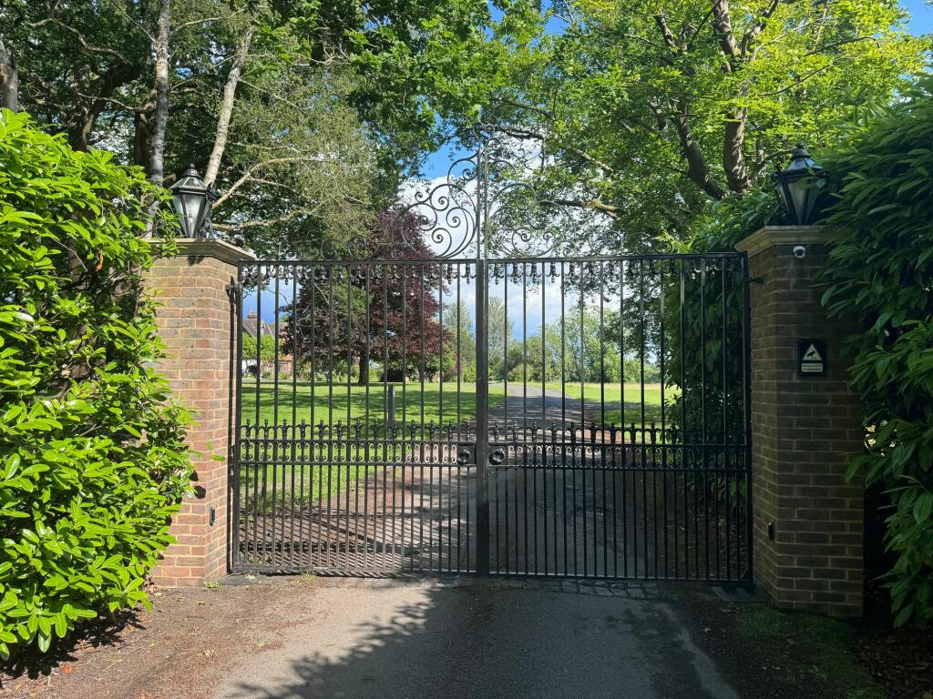 Additional image 20 of Hogscross Lane, Chipstead, CR5