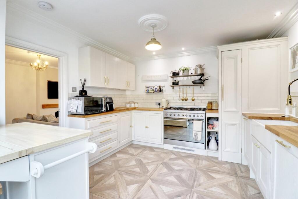 Additional image 4 of Mayfield Close, Harlow, CM17