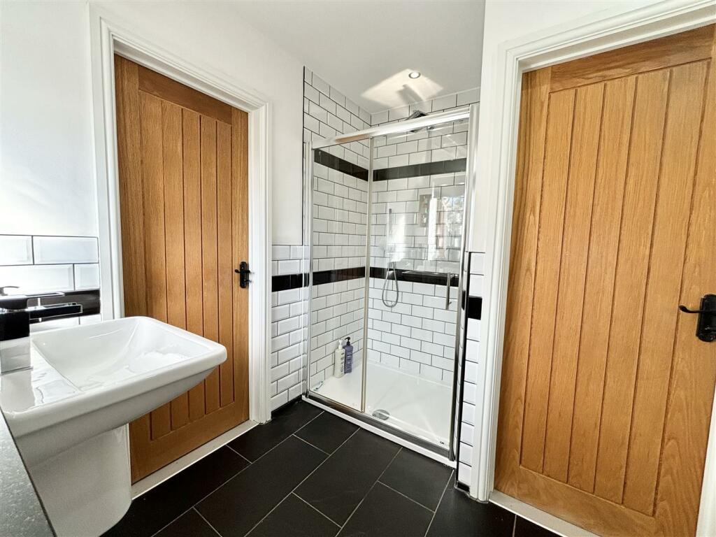 Additional image 33 of Thorndon Avenue, West Horndon, Brentwood