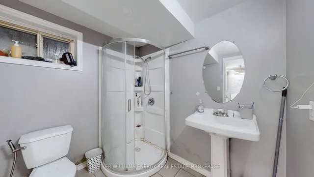 Additional image 33 of 45 Esplanade Rd