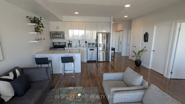 Additional image 8 of 5101 Dundas St Unit 906