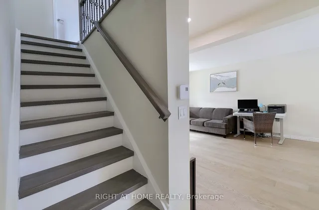 Additional image 21 of 34 Tandridge Cres Unit 888