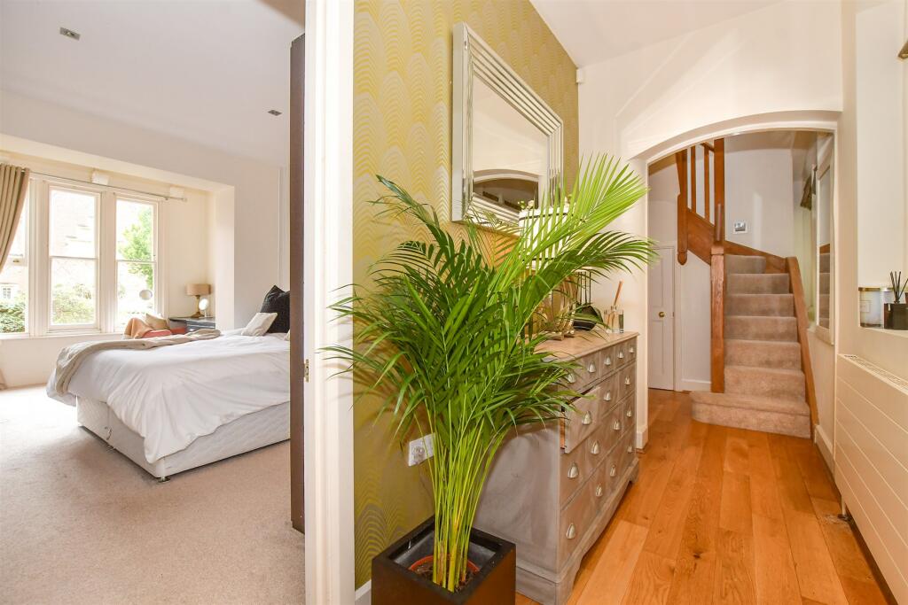 Additional image 9 of The Galleries, Warley, Brentwood, Essex