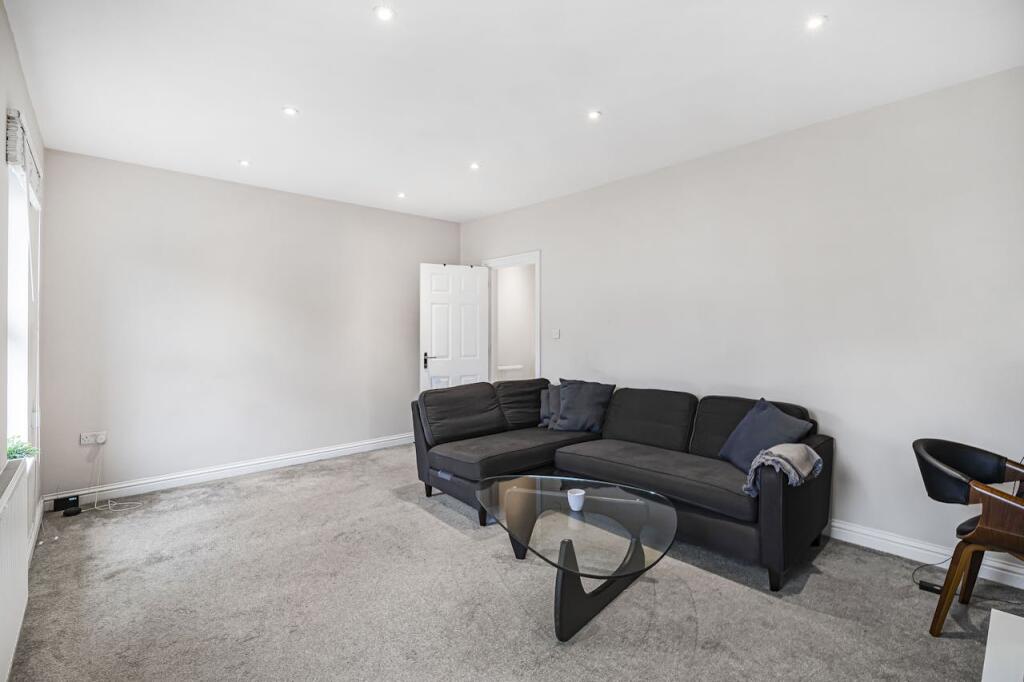 Additional image 24 of 108 Selsdon Road, South Croydon, CR2 6PG