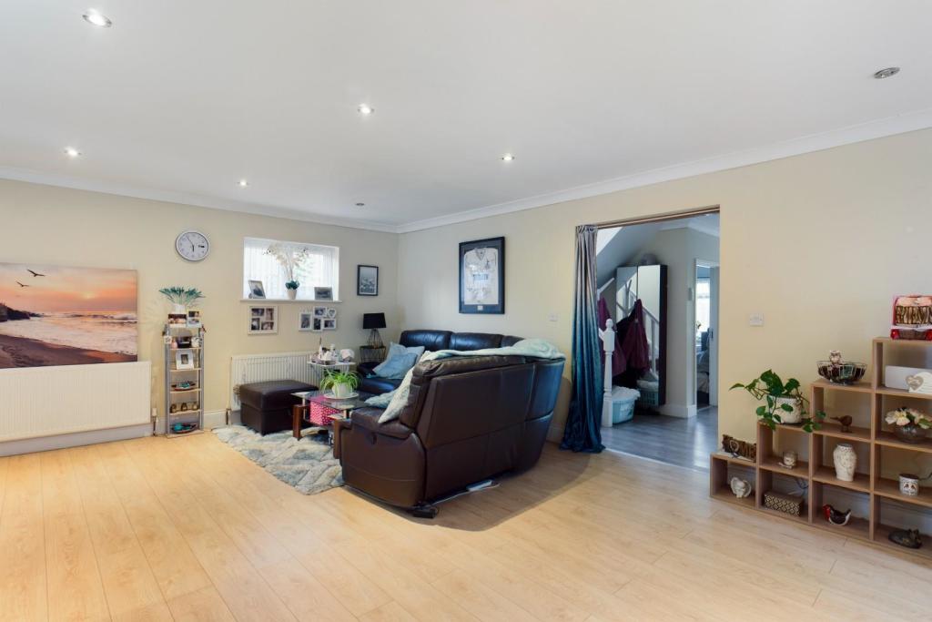 Additional image 23 of Doddinghurst Road, Doddinghurst, Brentwood