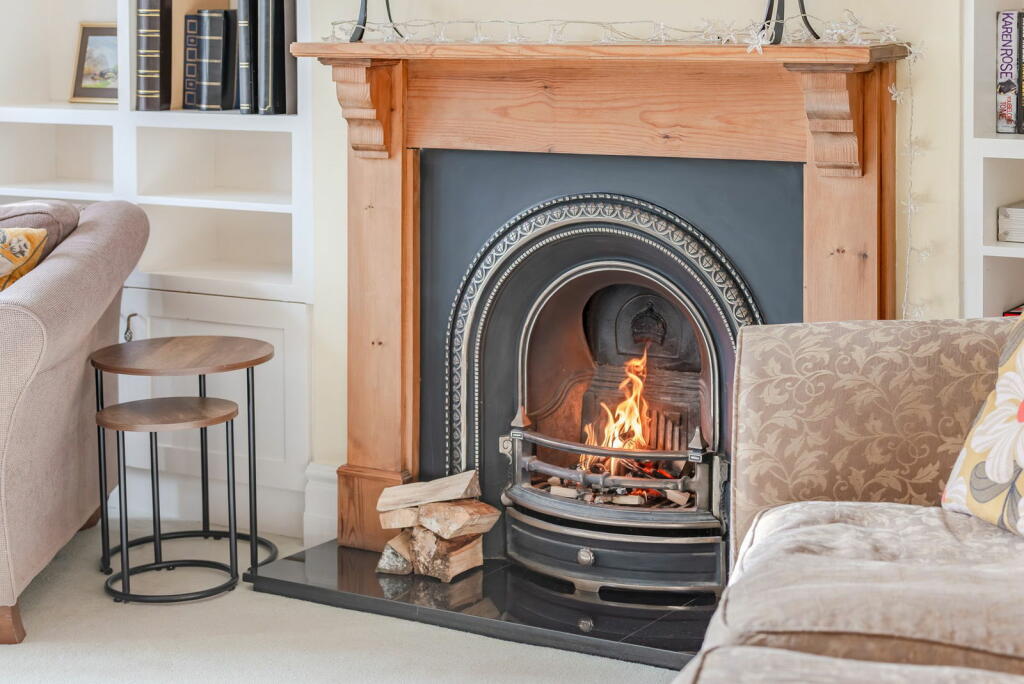 Additional image 7 of Queens Park Road, Caterham, CR3