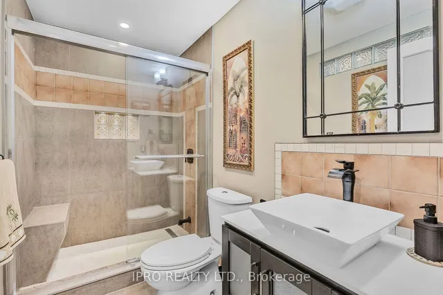 Additional image 32 of 18 Lynnvalley Cres