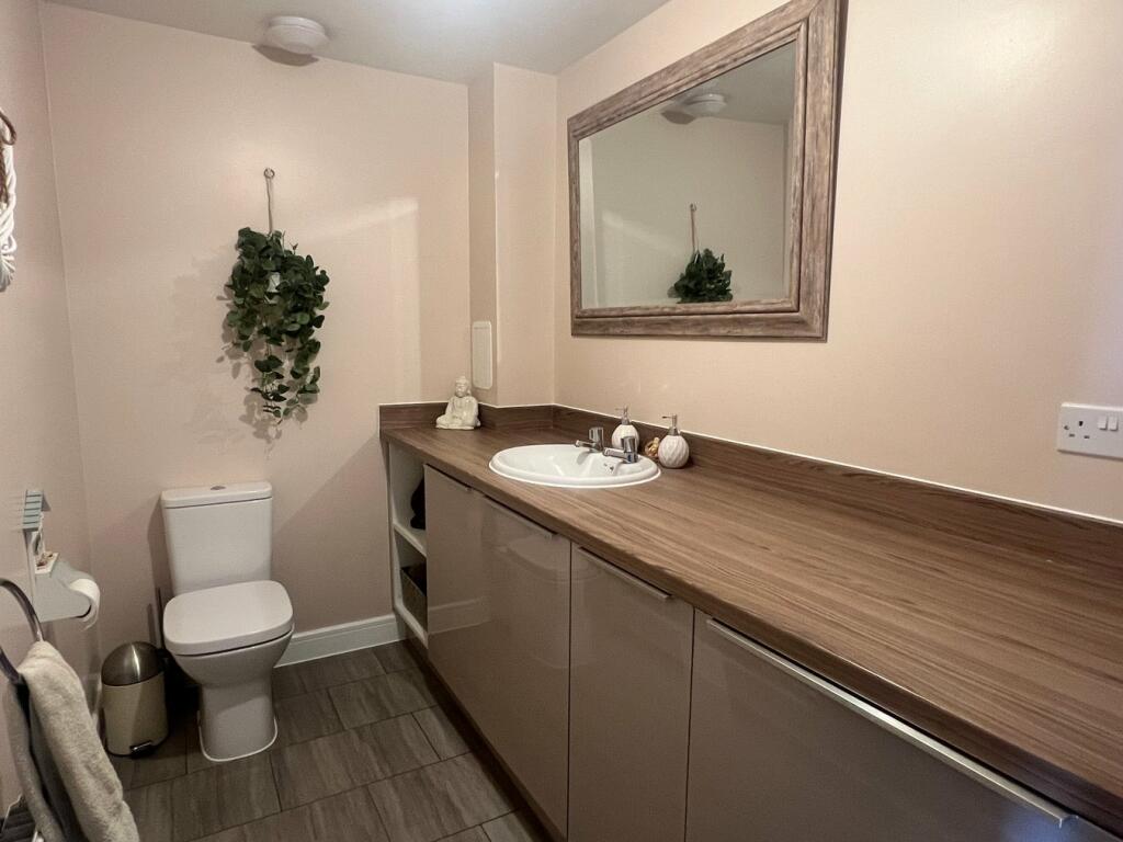 Additional image 10 of Skippers Way, Walton on the Naze, CO14