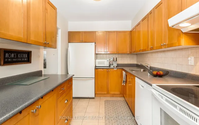 Additional image 16 of 551 The West Mall Unit 709