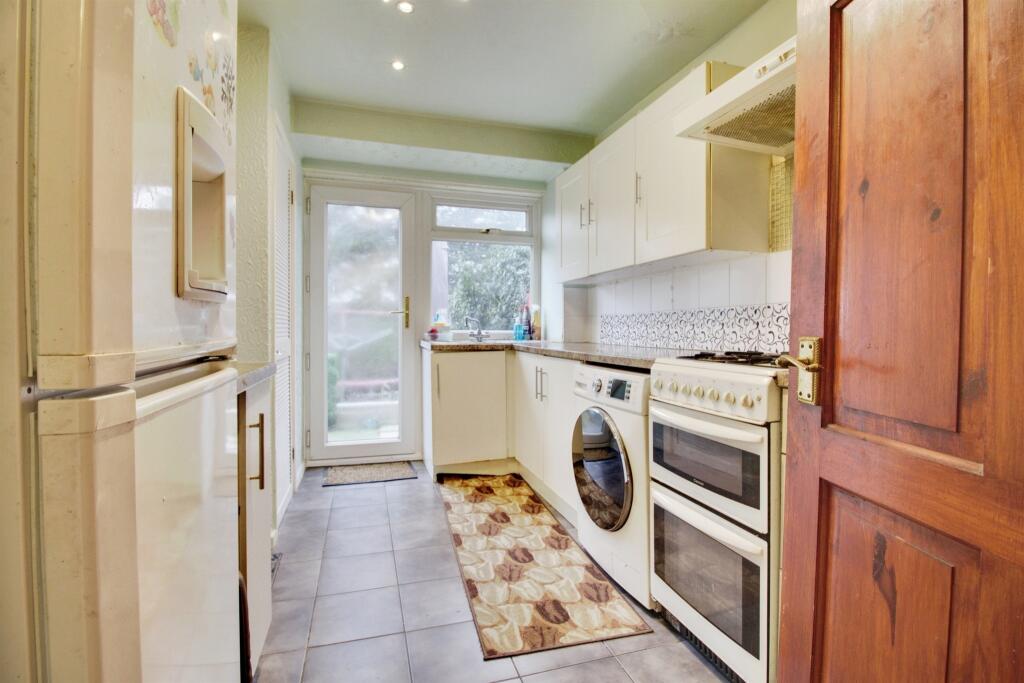 Additional image 6 of Fold Croft, Harlow