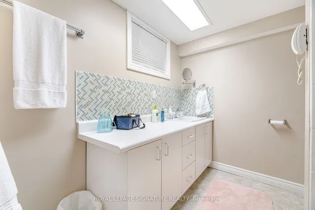 Additional image 16 of 5 Sterne Ave