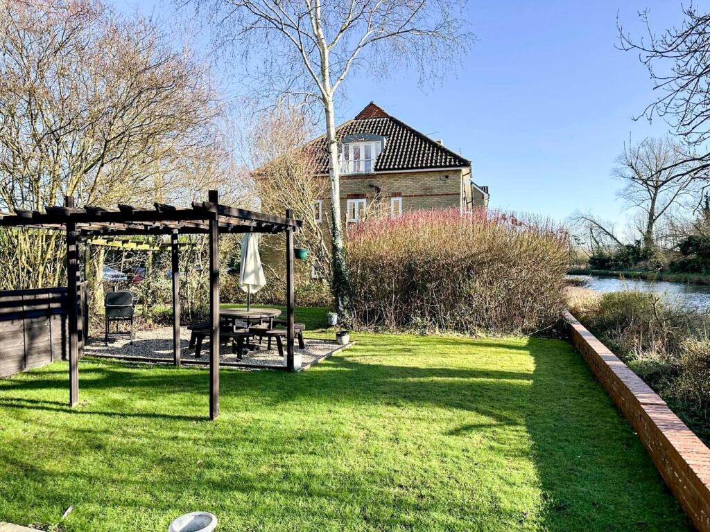 Additional image 13 of Cambridge Road, Harlow, CM20