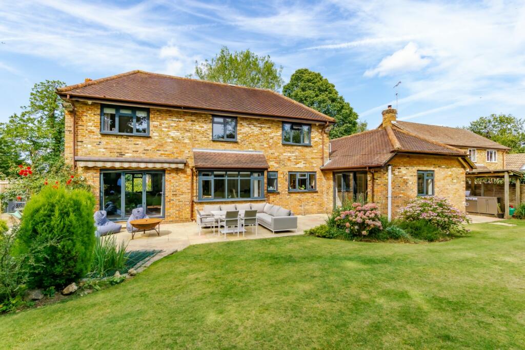 Additional image 23 of Birchwood Lane, Caterham, CR3