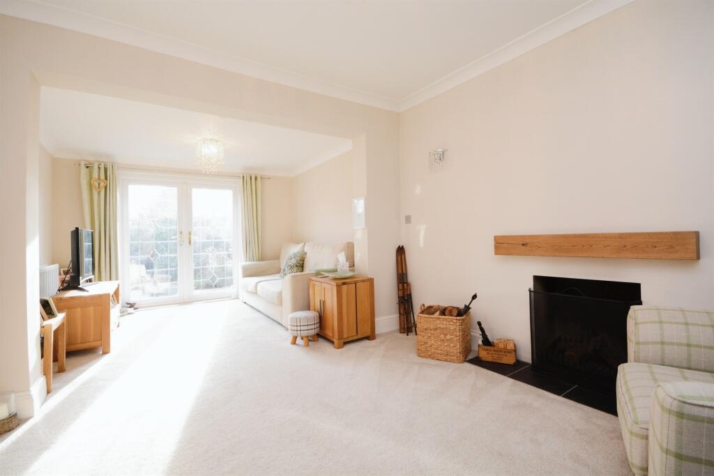 Additional image 18 of Deal Tree Bungalows, Doddinghurst, Brentwood