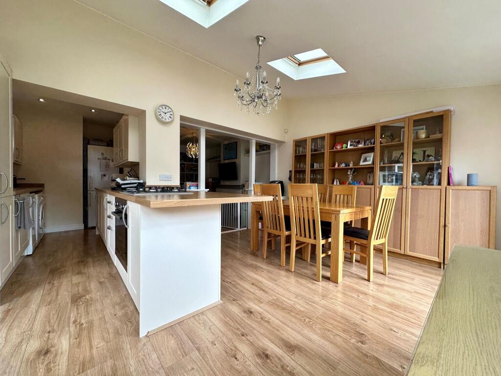 Additional image 2 of Grange Road, Billericay, CM11