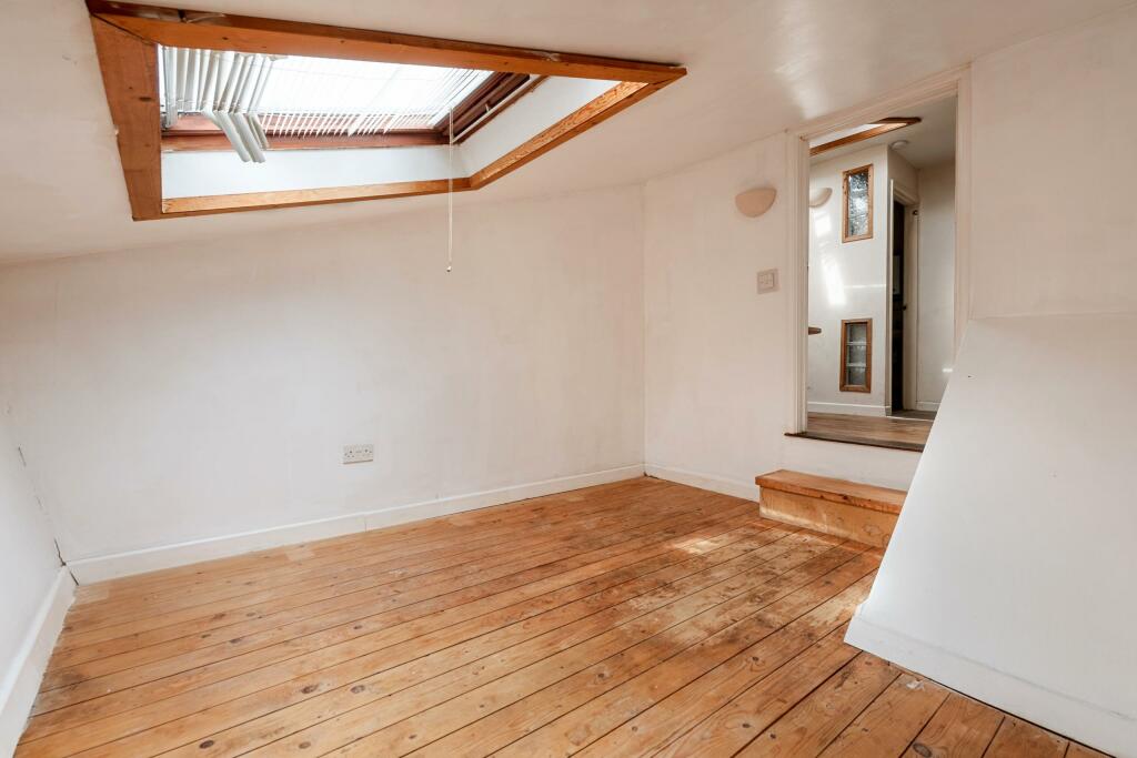 Additional image 4 of Manor Parade, Brightlingsea, CO7