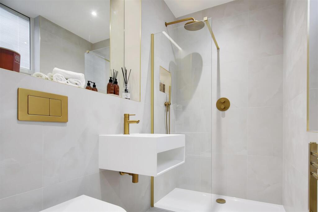 Additional image 16 of Plot 8, Pilgrim House, High Street, Billericay