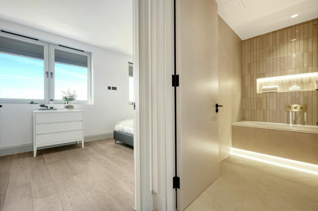 Additional image 24 of Bramlings, Epping