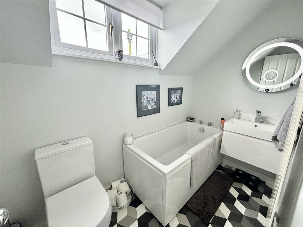 Additional image 13 of Vauxhall Drive, Braintree