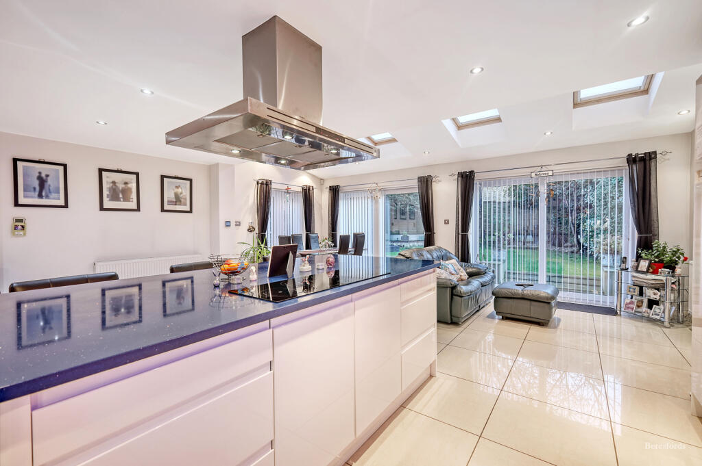Additional image 7 of West Park Avenue, Billericay, CM12