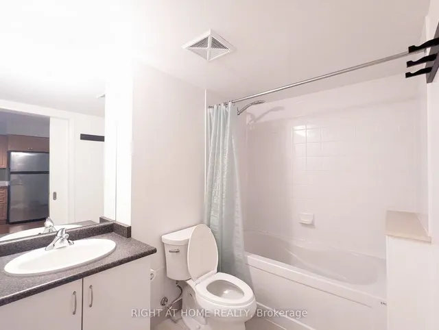 Additional image 13 of 209 Fort York Blvd Unit 965