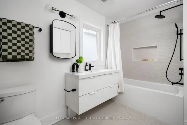 Additional image 31 of 14 Wellesley Ave