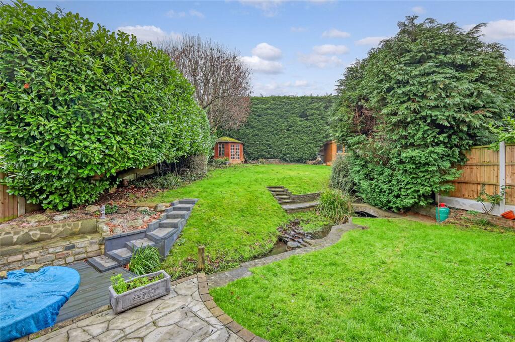 Additional image 16 of Hillside Road, Billericay, Essex, CM11