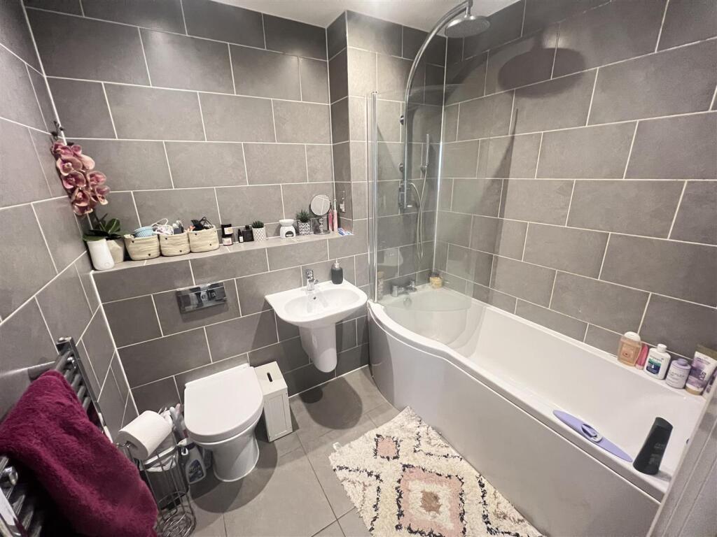 Additional image 9 of Dunn Side, Chelmsford