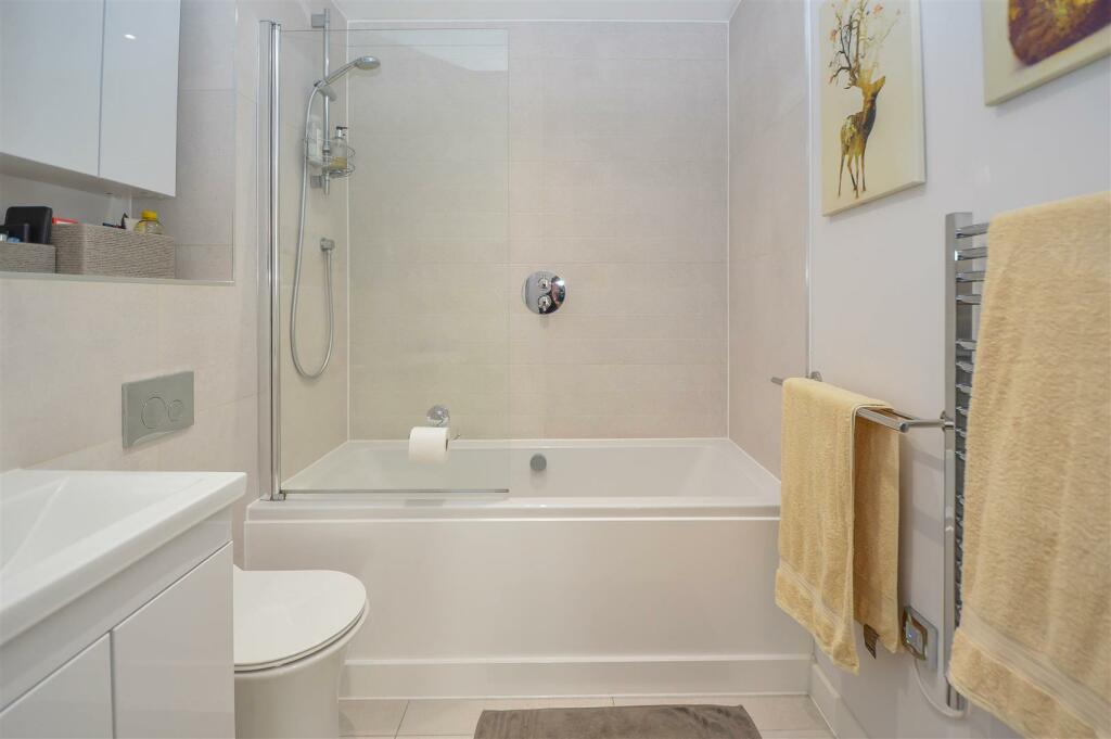 Additional image 12 of 8 Ingrave Road, Brentwood